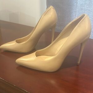 Sam Edelman nude pumps.